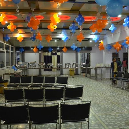 Hotel Rb Palace Dhaulpur Екстер'єр фото