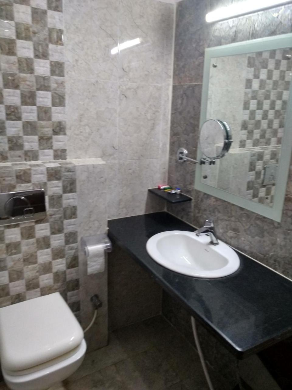 Hotel Rb Palace Dhaulpur Екстер'єр фото