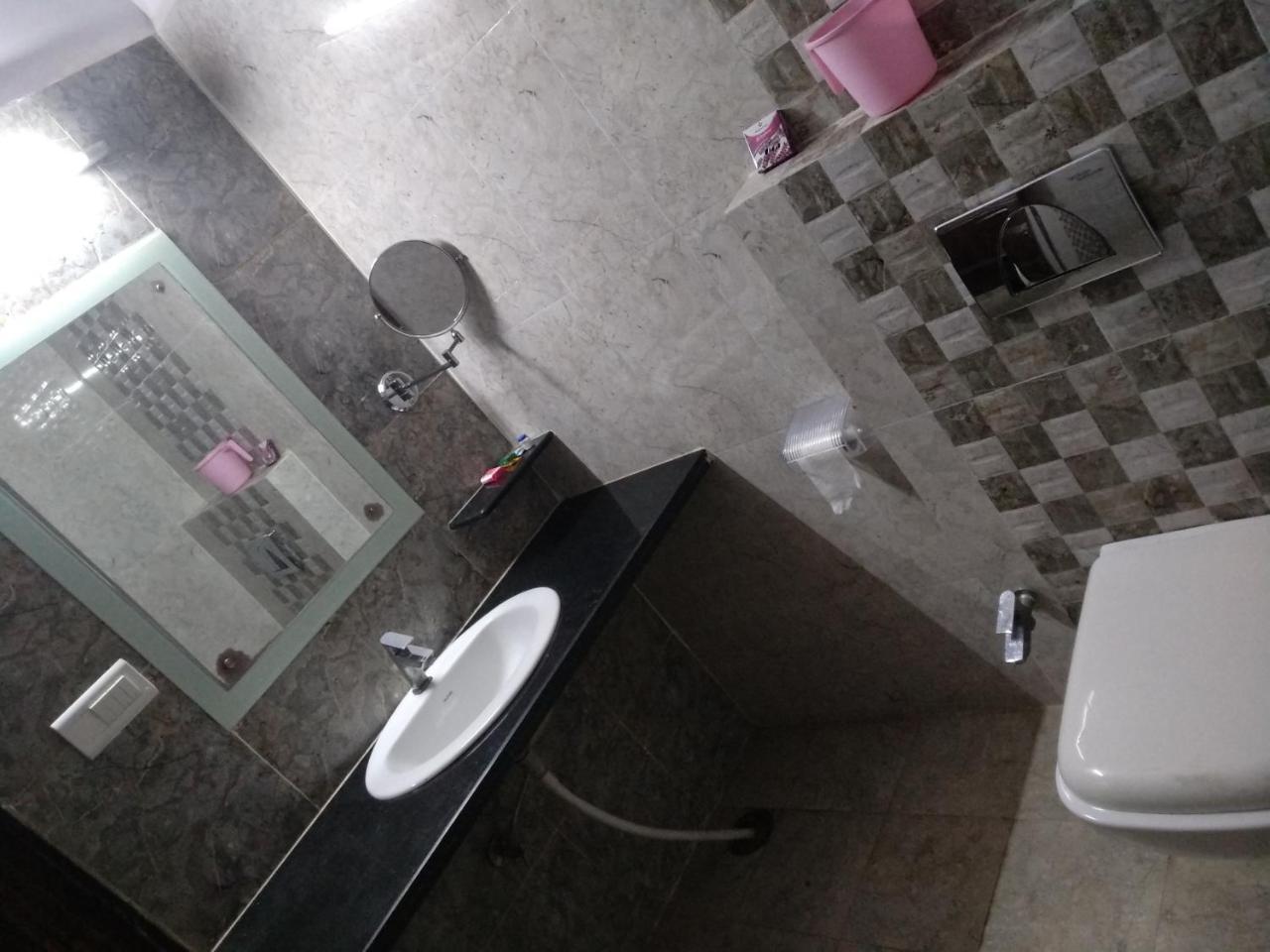 Hotel Rb Palace Dhaulpur Екстер'єр фото