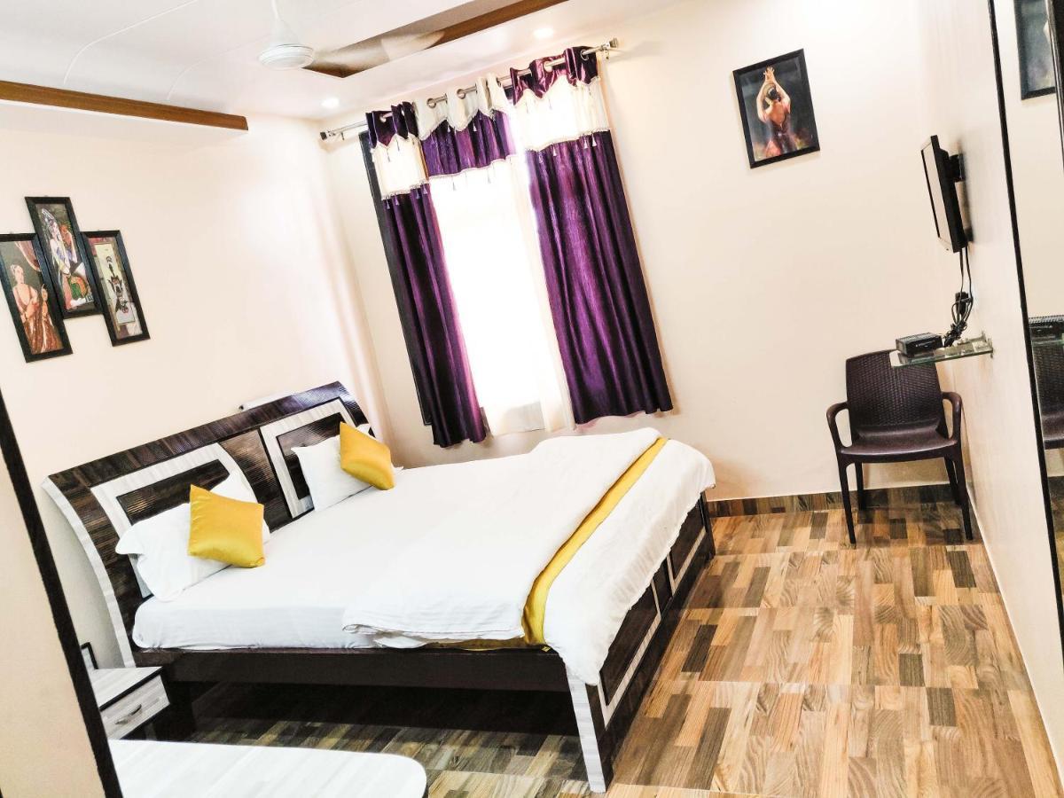 Hotel Rb Palace Dhaulpur Екстер'єр фото