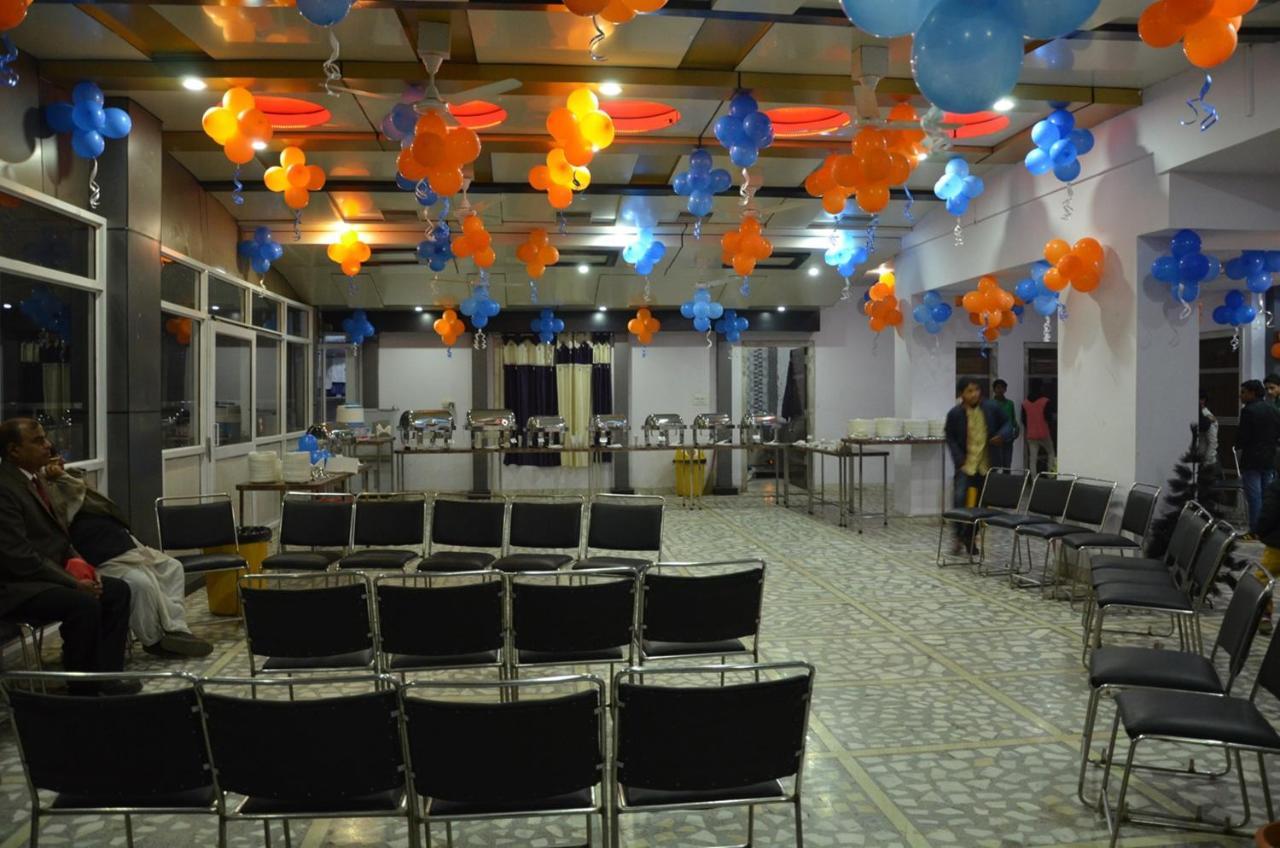 Hotel Rb Palace Dhaulpur Екстер'єр фото
